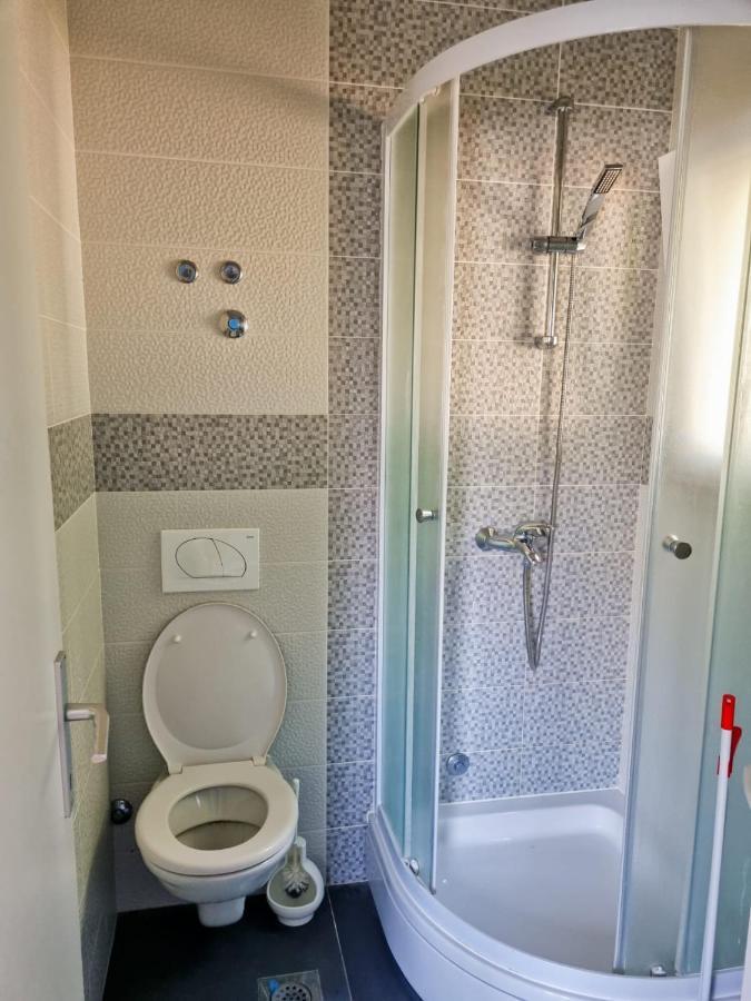 Apartmani Anitas Gradac  Eksteriør bilde