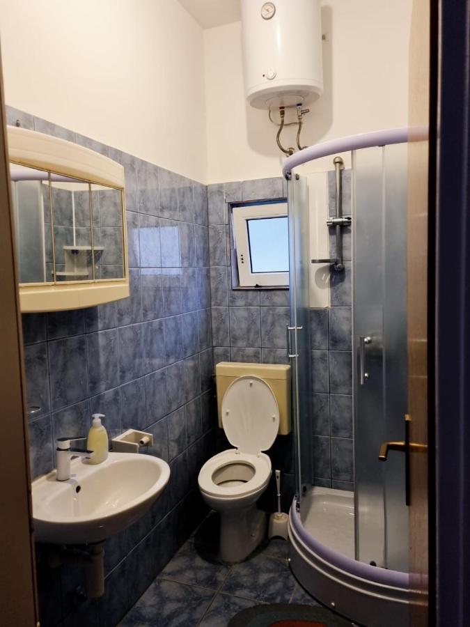 Apartmani Anitas Gradac  Eksteriør bilde